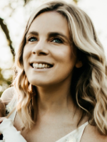 A profile image of Emily Heath